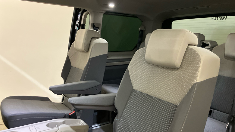 Volkswagen Multivan 2.0 TDI Life 5dr DSG Diesel Estate